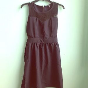 Blue lace pattern dress